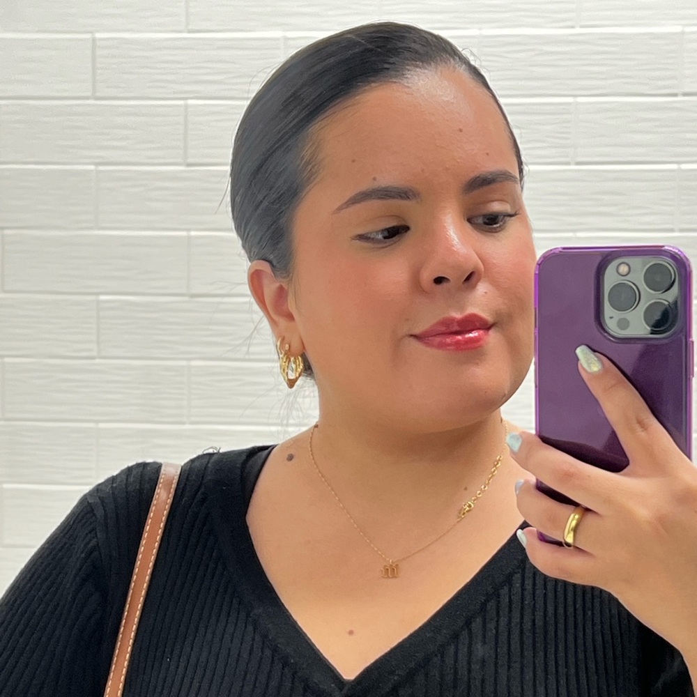 Meet your Posher, Melissa